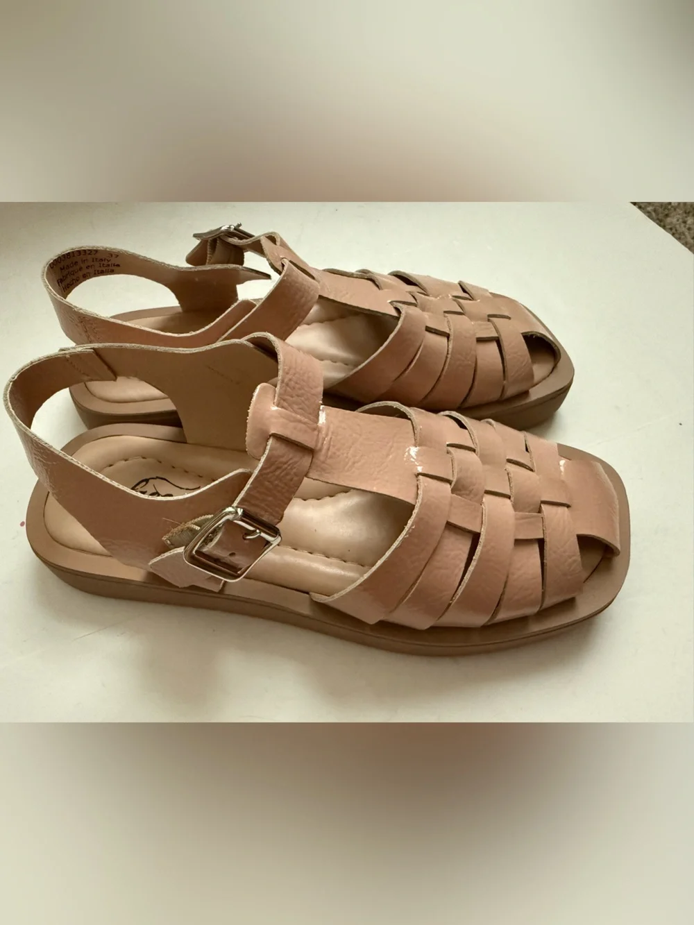 Free People Fisherman Beige Patent Leather Sandals Shoes Women’s Size 37, Italy